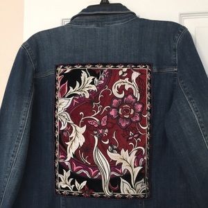 Chico’s faded medium blue denim jacket with purple/pink detail back NWOT